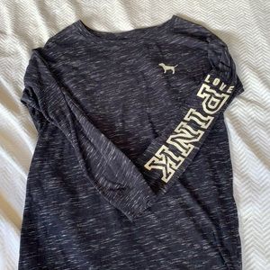 VS pink crew neck long sleeve t-shirt